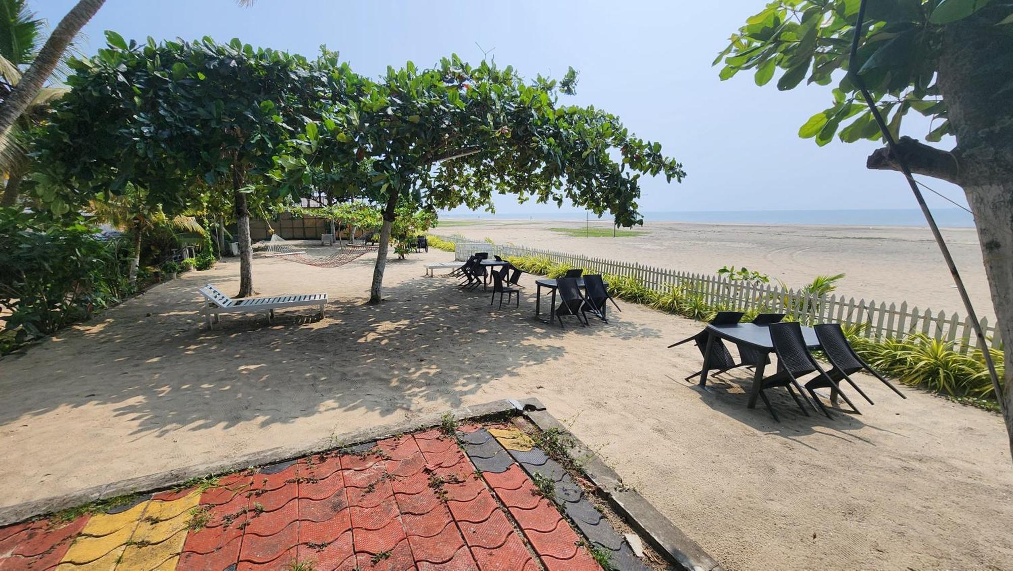 Palm Beach Resort, Alleppey Alappuzha Eksteriør bilde